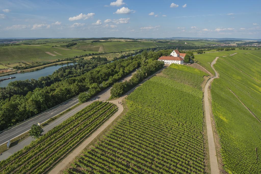 Vogelsburg Hotel Escherndorf Ngoại thất bức ảnh