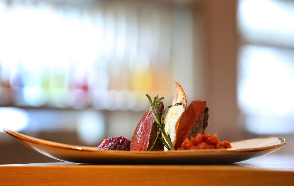 Vogelsburg Hotel Escherndorf Ngoại thất bức ảnh